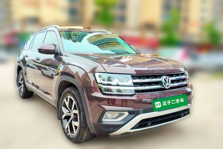 Used Volkswagen Teramont 2017 330TSI Two-Wheel-Drive Luxury Edition Front Right 45 Deg