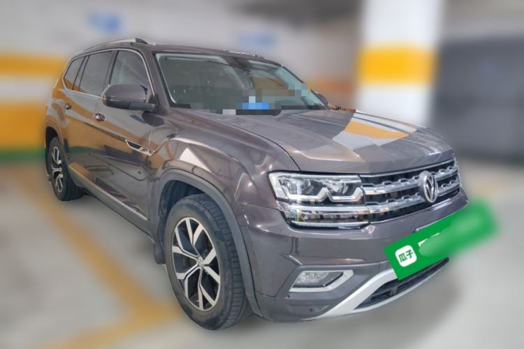 Used Volkswagen Teramont 2017 330TSI Two-Wheel-Drive Luxury Edition Front Right 45 Deg