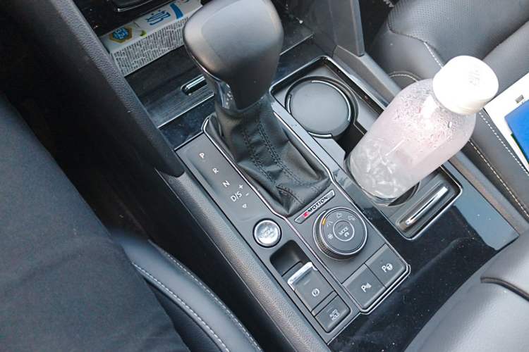 Used Volkswagen Teramont 2017 380TSI Four-Wheel Drive Luxury Edition Gear Lever