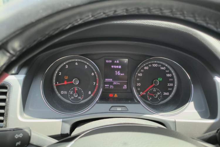 Used Volkswagen Teramont 2017 380TSI Four-Wheel Drive Comfort Edition Instrument Cluster