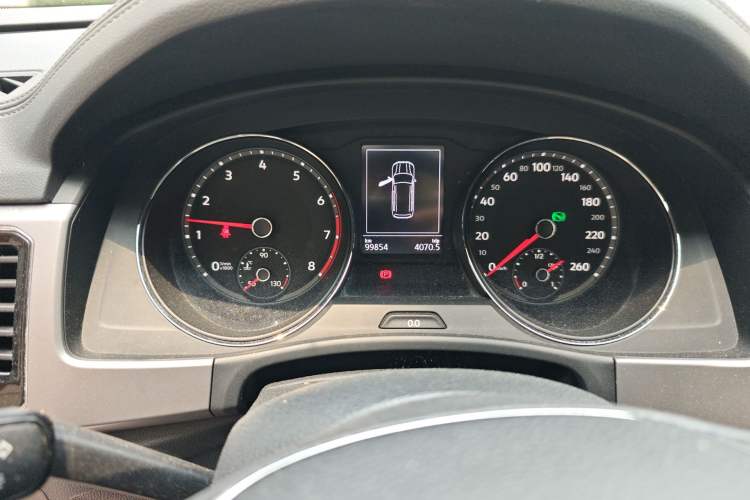 Used Volkswagen Teramont 2017 530 V6 Four-Wheel Drive Luxury Edition Instrument Cluster