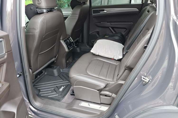 Used Volkswagen Teramont 2017 380TSI Four-Wheel Drive Luxury Edition Left Rear Seat