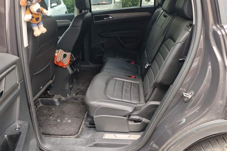 Used Volkswagen Teramont 2017 380TSI Four-Wheel Drive Luxury Edition Left Rear Seat