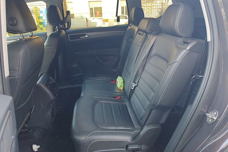 Used Volkswagen Teramont 2017 380TSI Four-Wheel Drive Luxury Edition Left Rear Seat