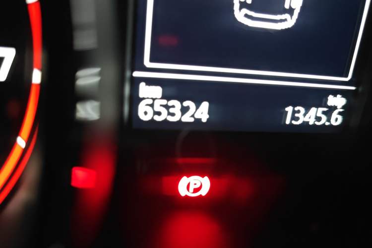 Used Volkswagen Teramont 2017 380TSI Four-Wheel Drive Luxury Edition Odometer Close Up