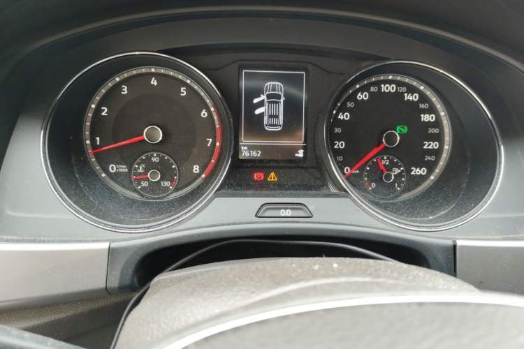 Used Volkswagen Teramont 2017 380TSI Four-Wheel Drive Luxury Edition Odometer Close Up