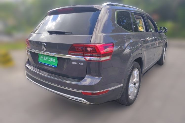 Used Volkswagen Teramont 2017 530 V6 Four-Wheel Drive Luxury Edition Rear Right 45 Deg
