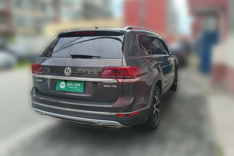 Used Volkswagen Teramont 2017 380TSI Four-Wheel Drive Luxury Edition Rear Right 45 Deg