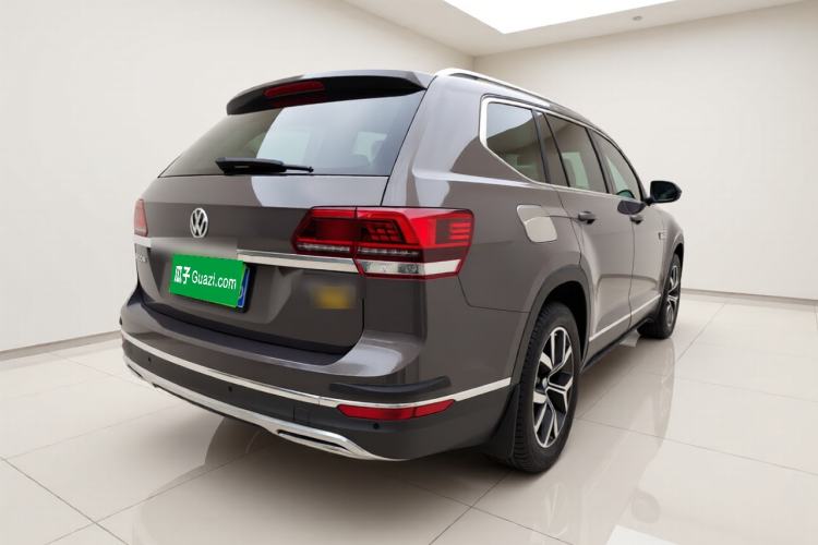 Used Volkswagen Teramont 2017 380TSI Four-Wheel Drive Luxury Edition Rear Right 45 Deg
