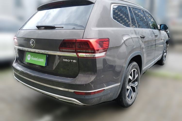 Used Volkswagen Teramont 2017 380TSI Four-Wheel Drive Luxury Edition Rear Right 45 Deg