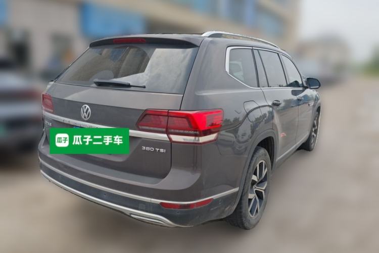 Used Volkswagen Teramont 2017 380TSI Four-Wheel Drive Luxury Edition Rear Right 45 Deg