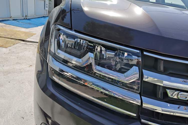 Used Volkswagen Teramont 2017 380TSI Four-Wheel Drive Luxury Edition Right Front Headlight