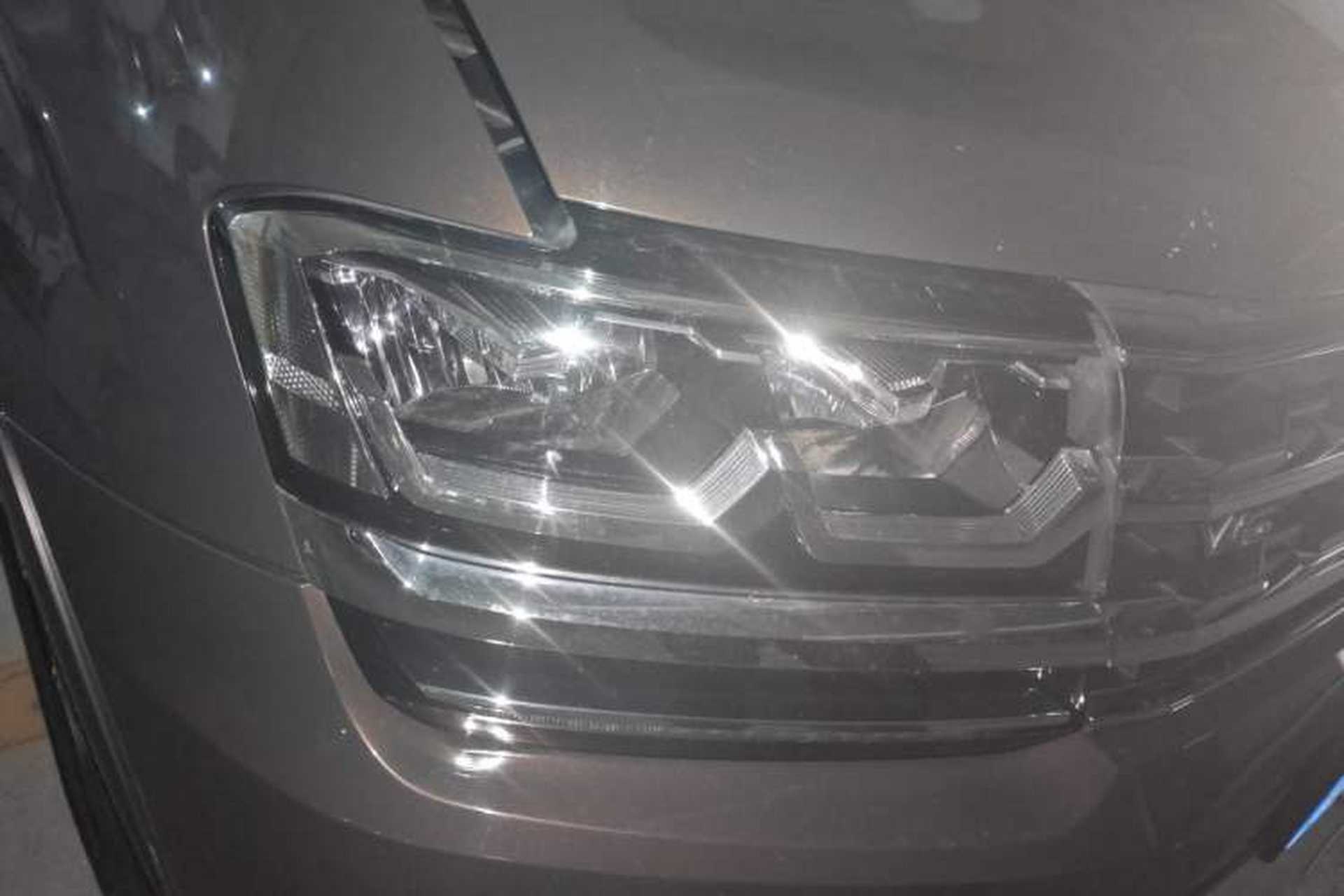 Used Volkswagen Teramont 2017 530 V6 Four-Wheel Drive Luxury Edition Right Front Headlight