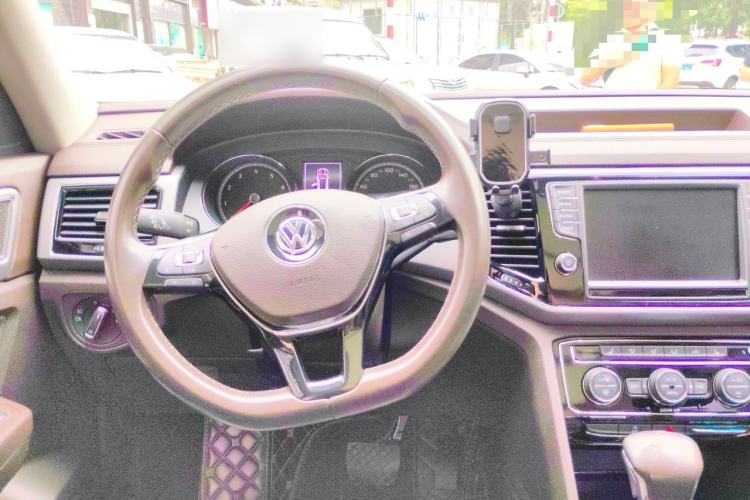 Used Volkswagen Teramont 2017 330TSI Two-Wheel-Drive Luxury Edition Steering Wheel