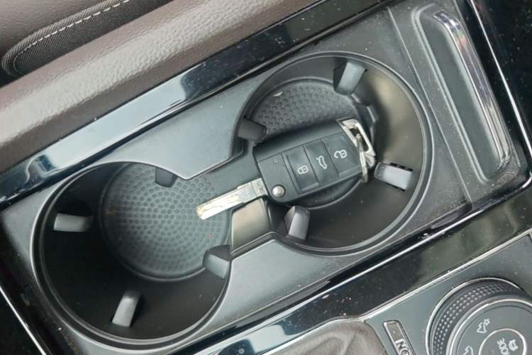 Used Volkswagen Teramont 2017 380TSI Four-Wheel Drive Flagship Edition Vehicle Key