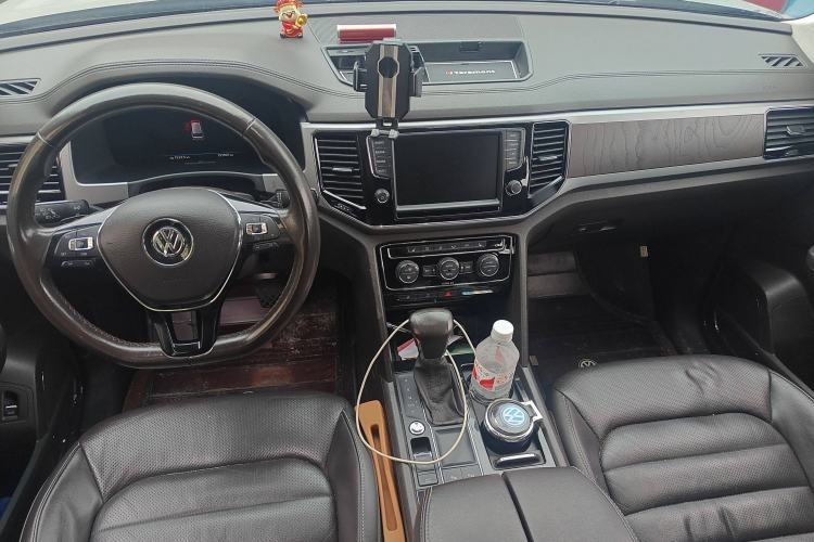 Used Volkswagen Teramont 2017 330TSI Two-Wheel-Drive Flagship Edition Center Console