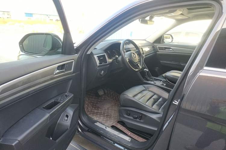 Used Volkswagen Teramont 2017 330TSI Two-Wheel-Drive Luxury Edition Driver Seat