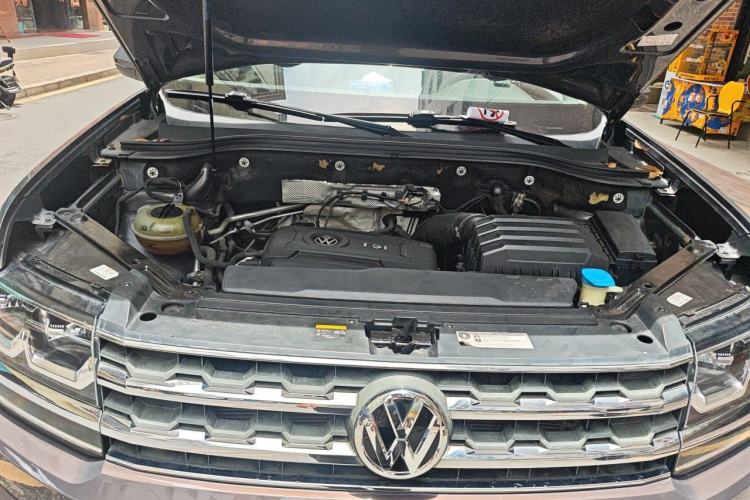 Used Volkswagen Teramont 2017 380TSI Four-Wheel Drive Luxury Edition Engine Bay