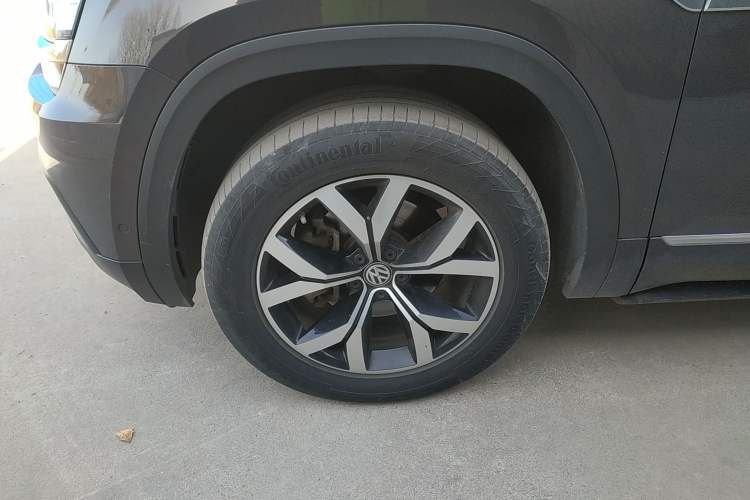 Used Volkswagen Teramont 2017 330TSI Two-Wheel-Drive Luxury Edition Left Front Wheel Hub
