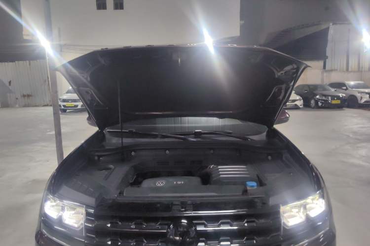 Used Volkswagen Teramont 2017 380TSI Four-Wheel Drive Luxury Edition Engine Bay