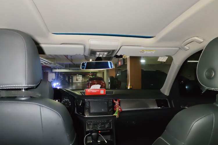 Used Volkswagen Teramont 2017 330TSI Two-Wheel-Drive Luxury Edition Headliner