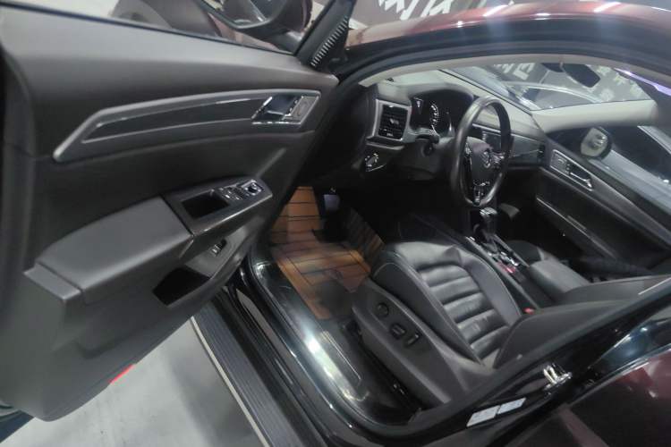 Used Volkswagen Teramont 2017 380TSI Four-Wheel Drive Luxury Edition Interior 3