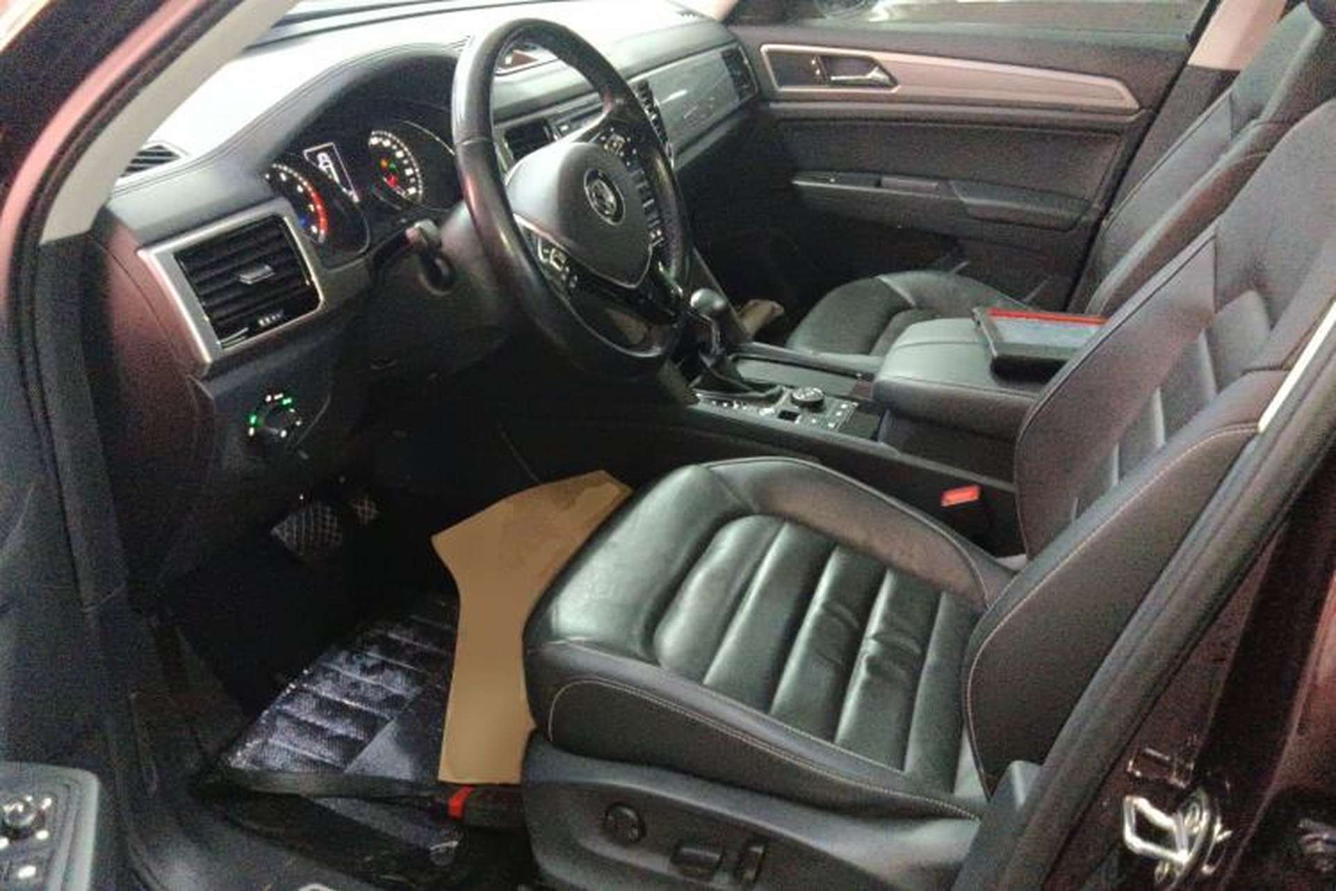 Used Volkswagen Teramont 2017 380TSI Four-Wheel Drive Luxury Edition Left Front Seat