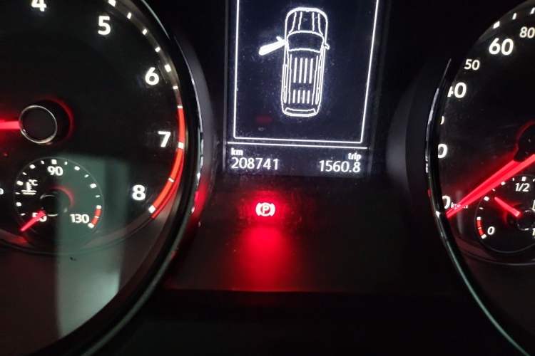 Used Volkswagen Teramont 2017 380TSI Four-Wheel Drive Luxury Edition Odometer Close Up