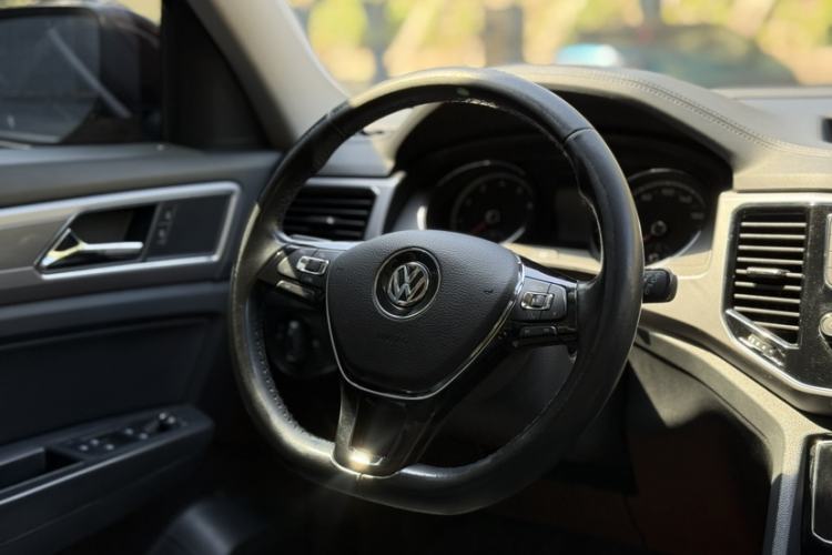 Used Volkswagen Teramont 2017 380TSI Four-Wheel Drive Luxury Edition Steering Wheel