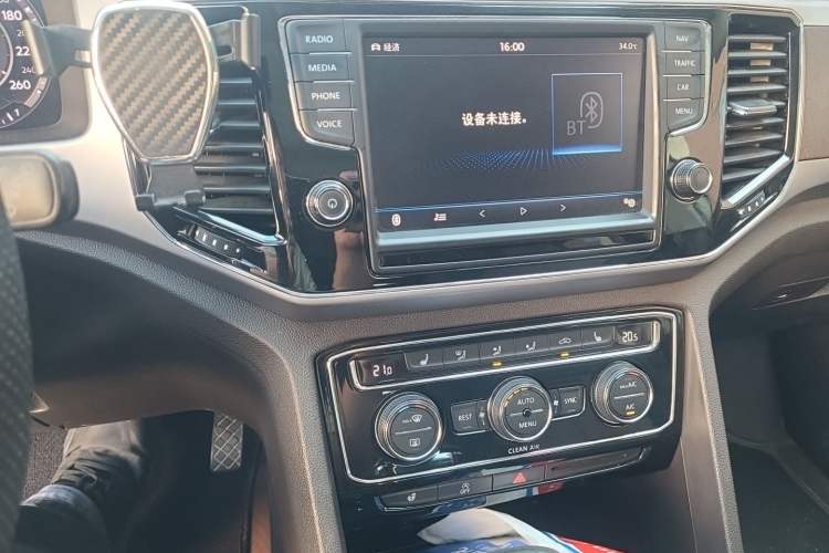 Used Volkswagen Teramont 2017 380TSI Four-Wheel Drive Flagship Edition Audio And AC Panel