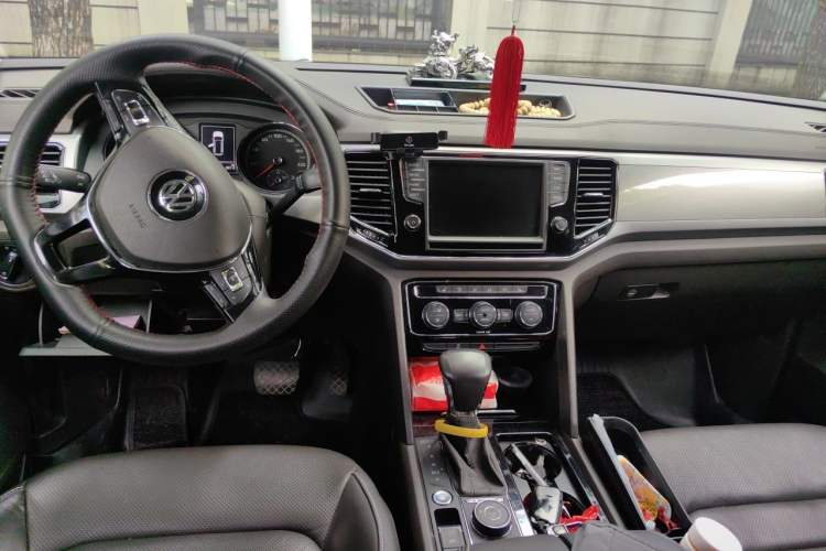 Used Volkswagen Teramont 2017 380TSI Four-Wheel Drive Luxury Edition Center Console