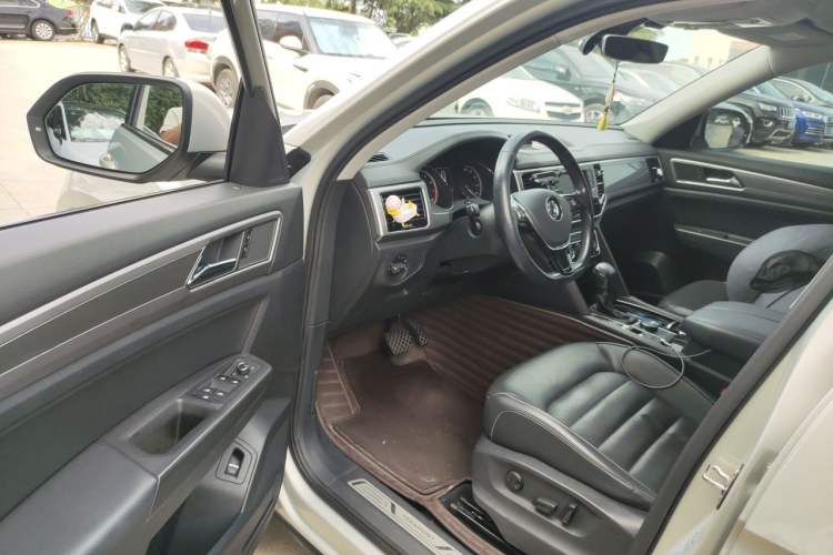 Used Volkswagen Teramont 2017 380TSI Four-Wheel Drive Luxury Edition Driver Seat