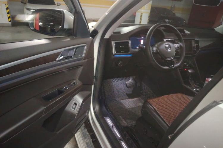 Used Volkswagen Teramont 2017 380TSI Four-Wheel Drive Flagship Edition Driver Seat