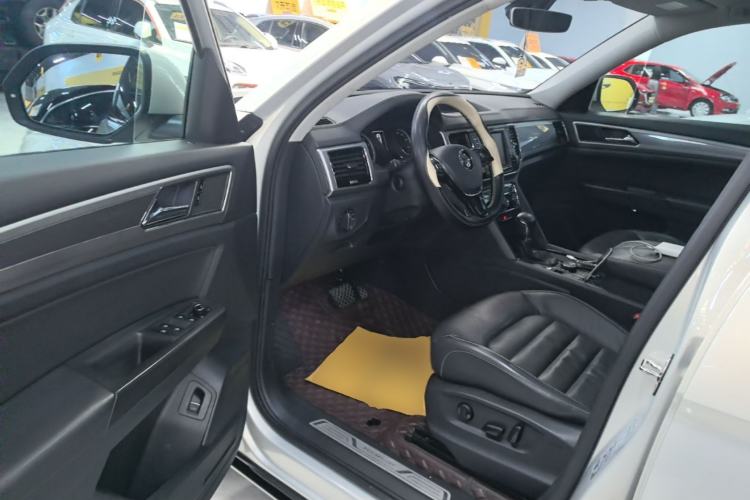 Used Volkswagen Teramont 2017 380TSI Four-Wheel Drive Luxury Edition Driver Seat
