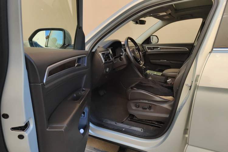 Used Volkswagen Teramont 2017 530 V6 Four-Wheel Drive Supreme Flagship Edition Driver Seat