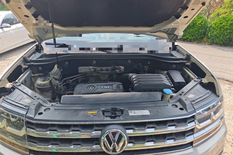 Used Volkswagen Teramont 2017 380TSI Four-Wheel Drive Luxury Edition Engine Bay
