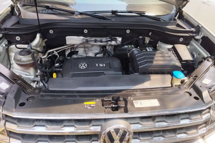 Used Volkswagen Teramont 2017 380TSI Four-Wheel Drive Luxury Edition Engine Bay