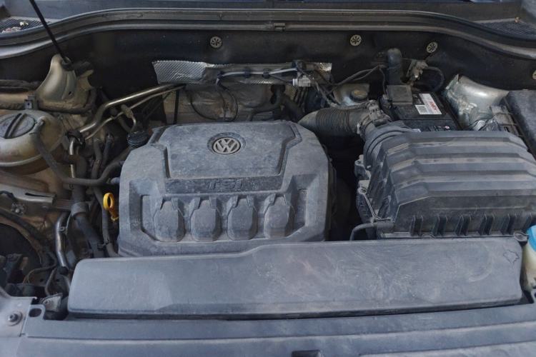 Used Volkswagen Teramont 2017 330TSI Two-Wheel-Drive Luxury Edition Engine Bay