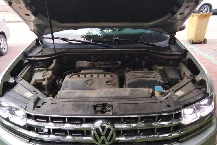 Used Volkswagen Teramont 2017 530 V6 Four-Wheel Drive Supreme Flagship Edition Engine Bay