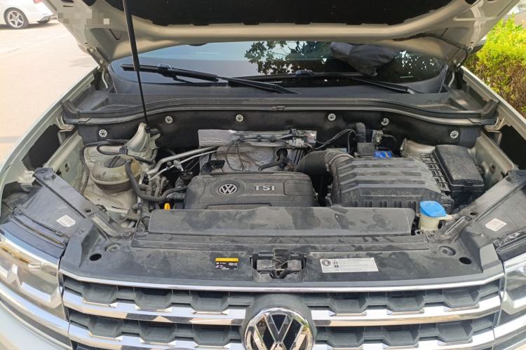 Used Volkswagen Teramont 2017 380TSI Four-Wheel Drive Luxury Edition Engine Bay