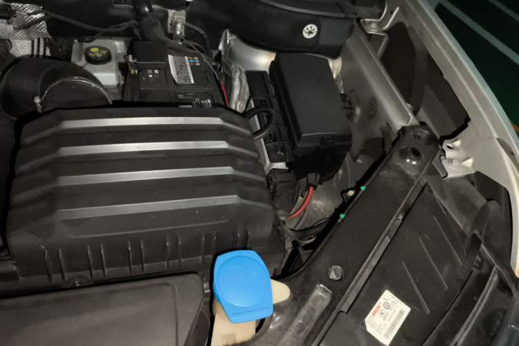 Used Volkswagen Teramont 2017 380TSI Four-Wheel Drive Luxury Edition Engine Bay Left