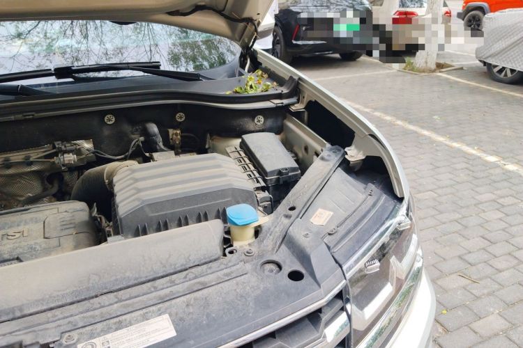 Used Volkswagen Teramont 2017 380TSI Four-Wheel Drive Luxury Edition Engine Bay Left