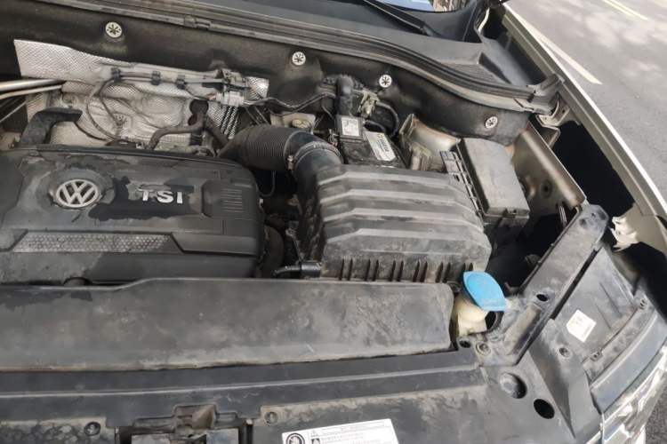 Used Volkswagen Teramont 2017 380TSI Four-Wheel Drive Comfort Edition Engine Bay Left