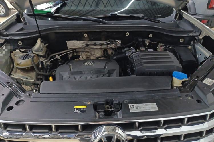 Used Volkswagen Teramont 2017 330TSI Two-Wheel-Drive Flagship Edition Engine Bay