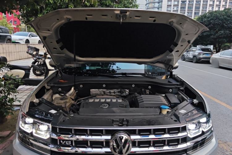 Used Volkswagen Teramont 2017 530 V6 Four-Wheel Drive Supreme Flagship Edition Engine Bay