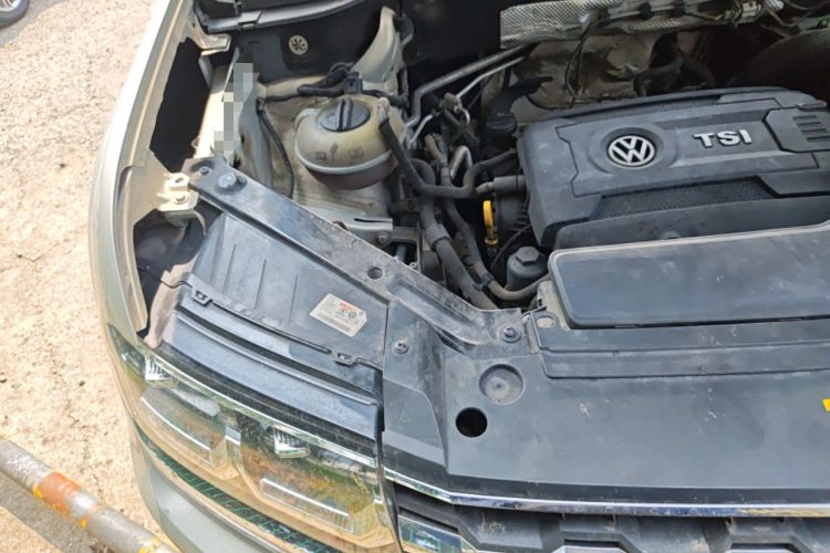 Used Volkswagen Teramont 2017 380TSI Four-Wheel Drive Luxury Edition Engine Bay Right