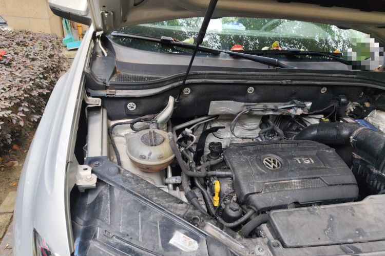 Used Volkswagen Teramont 2017 380TSI Four-Wheel Drive Luxury Edition Engine Bay Right