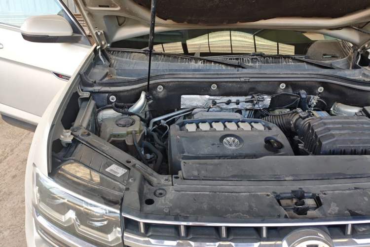 Used Volkswagen Teramont 2017 530 V6 Four-Wheel Drive Flagship Edition Engine Bay Right