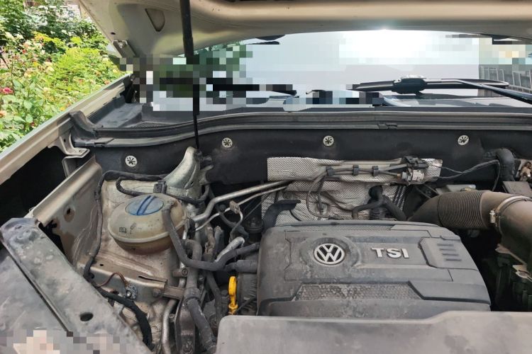 Used Volkswagen Teramont 2017 380TSI Four-Wheel Drive Luxury Edition Engine Bay Right