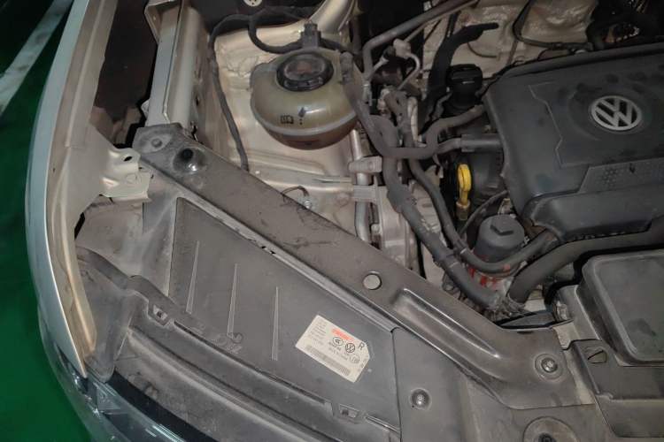 Used Volkswagen Teramont 2017 380TSI Four-Wheel Drive Luxury Edition Engine Bay Right